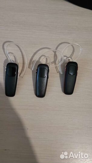 Новую bluetooth гарнитуру plantronics