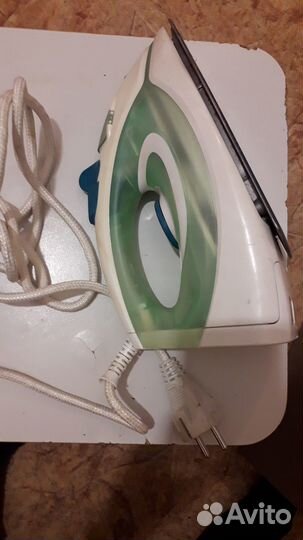 Утюг Phillips GC1930