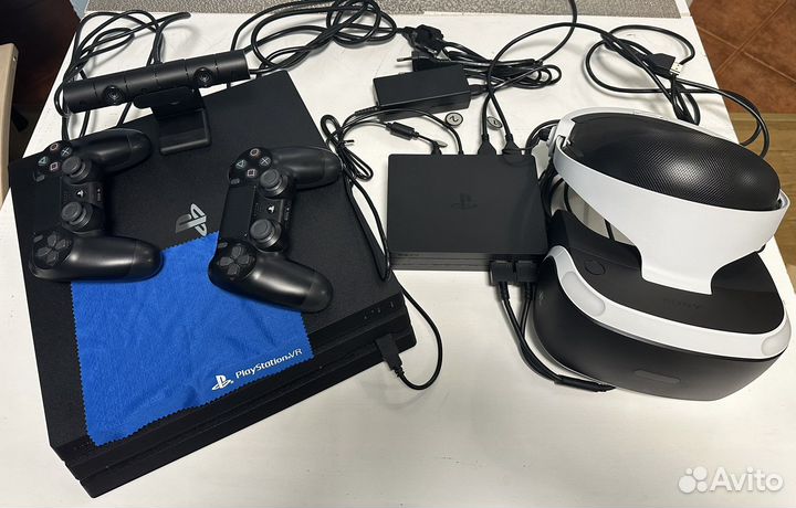 Игровая приставка ps4 pro и vr, 2 джойстика