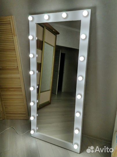 Гримёрное зеркало