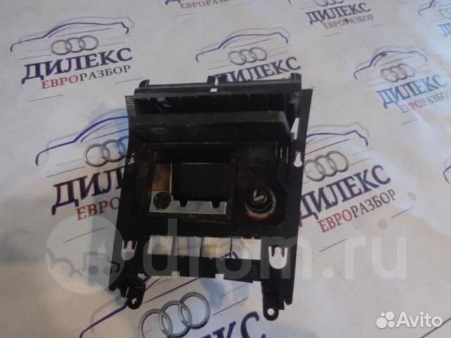 Пепельница передняя VW Golf V Variant 2003-2009