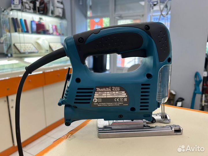 Лобзик Makita 4329