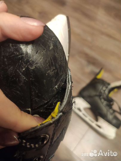 Хоккейные коньки bauer