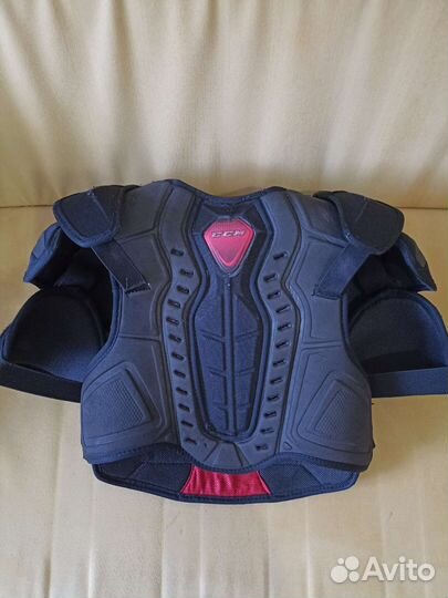 Нагрудник хоккейный ccm jr