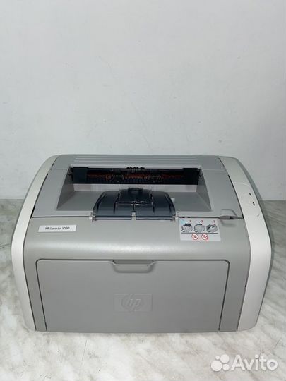 Принтер HP LaserJet 1020