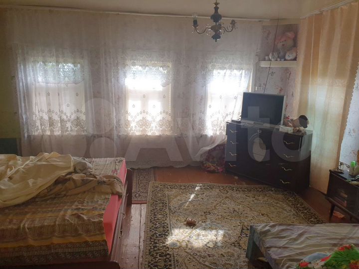 Дом 37,5 м² на участке 18 сот.