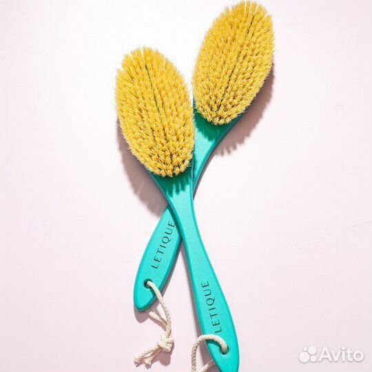 Щетка для сухого массажа Letique