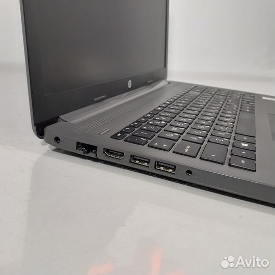 Ноутбук 15.6" HP 250 G7 214B7ES