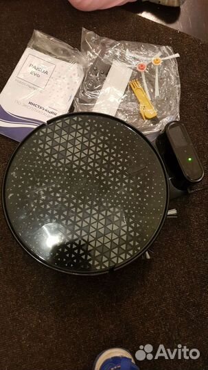 Робот пылесос моющий panda Evo