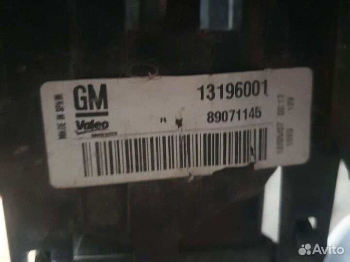 Фонарь задний правый Opel Meriva