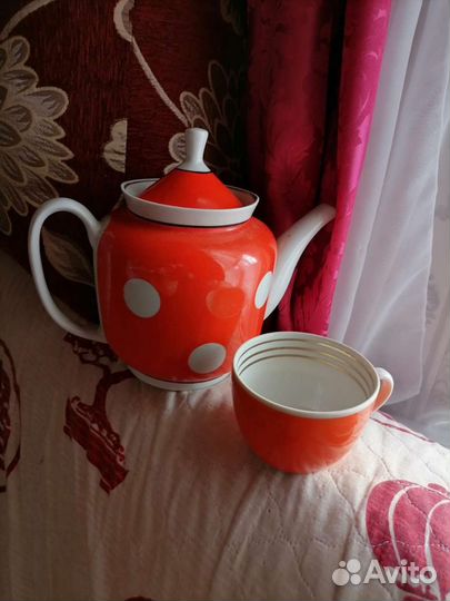 Заварочный чайник и чашка. СССР
