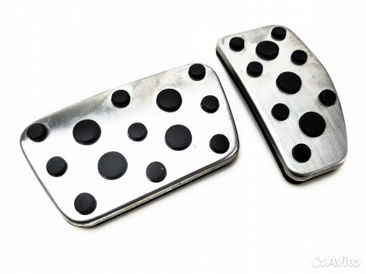 LX570 / LX450d Накладки на педали Superior O3LY4