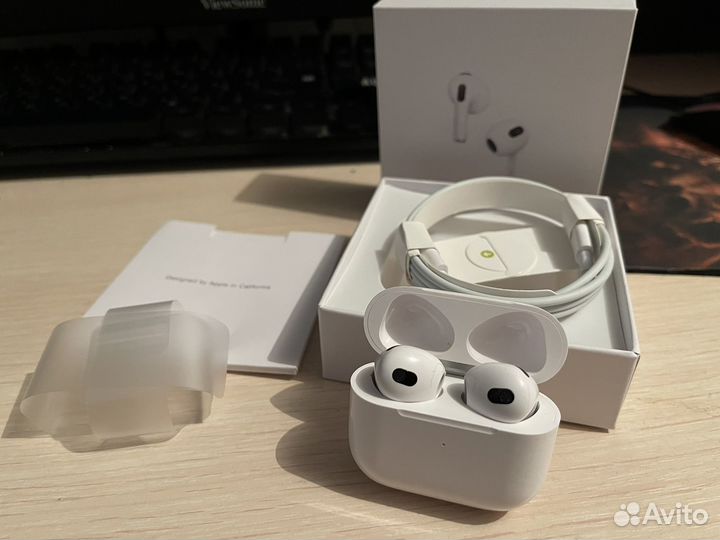 Беспроводные наушники apple airpods 3