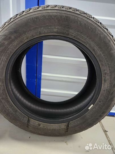 Nokian Tyres Hakkapeliitta R3 SUV 235/60 R18 107R