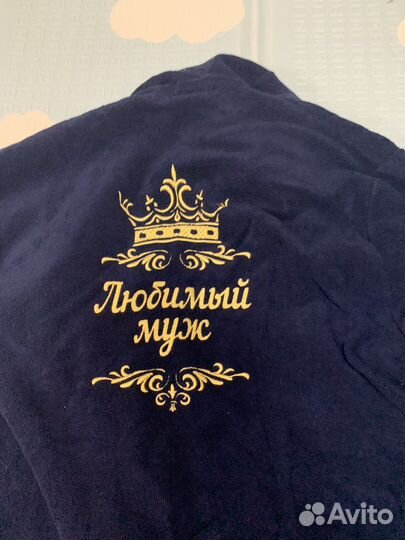 Мужской махровый халат с вышивкой