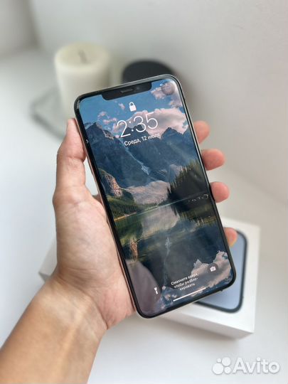 iPhone xs max 64gb