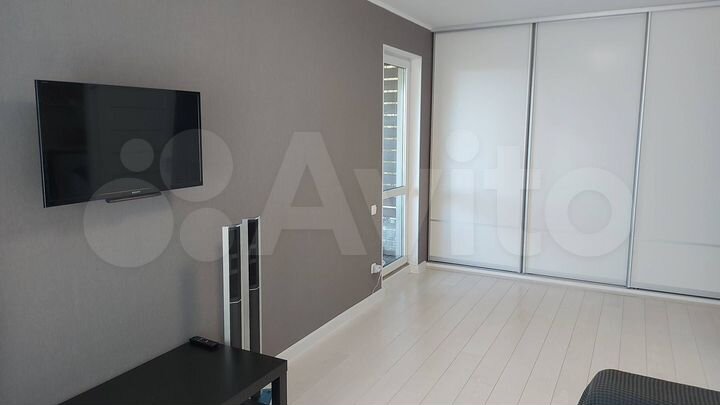 Дом 207 м² на участке 4 сот.