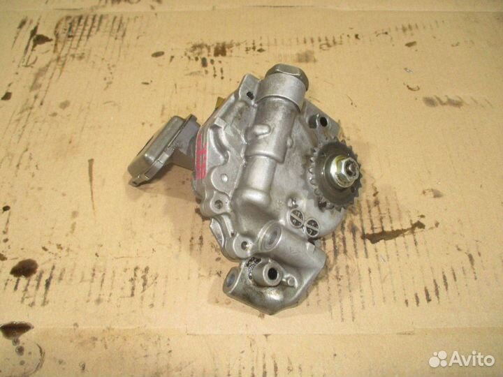 Насос масляный Toyota Camry 40