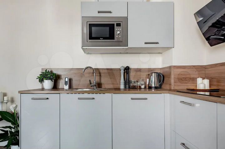 1-к. квартира, 48,3 м², 1/3 эт.