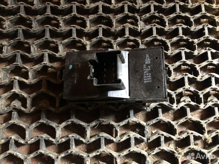 Блок управления стеклоподъемниками Круз 1