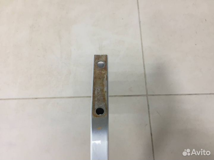 Петля крышки багажника Toyota Corolla E180 2013