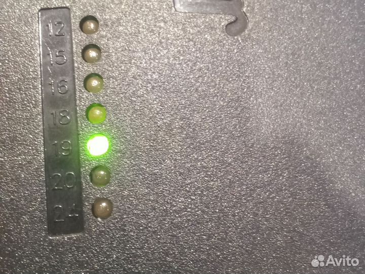 Универсальный блок питания для ноутбука