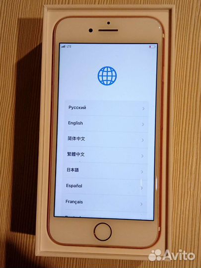 Телефон iPhone 7