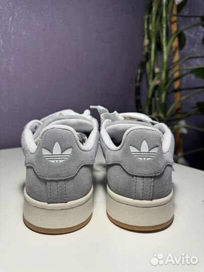 Adidas campus 00s