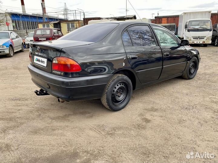 Toyota Avensis 2.0 МТ, 2000, 445 000 км