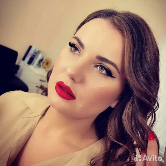 Макияж и причёска
