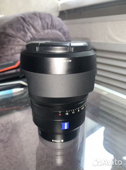 Объектив Sony Carl Zeiss Distagon T* 35 мм f/1.4