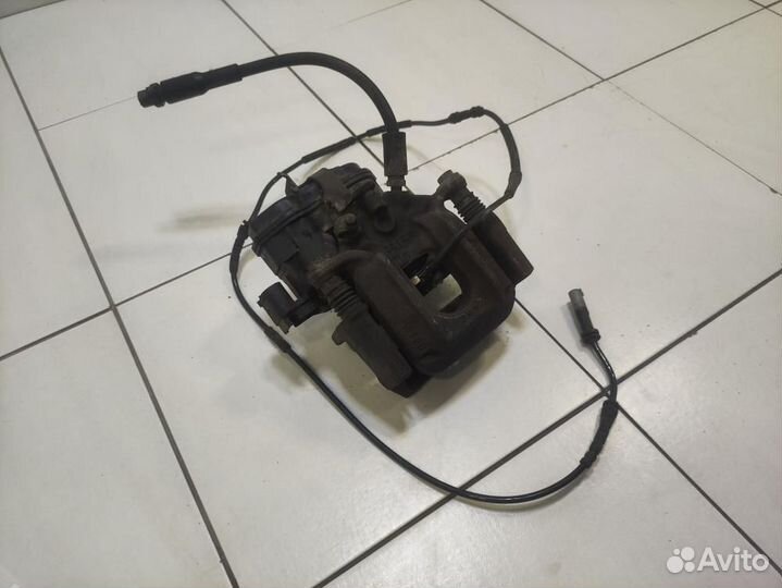 Суппорт задний правый BMW X3 F25