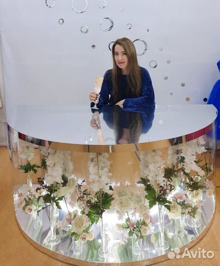 Оформление свадебного зала, выездная регистрация