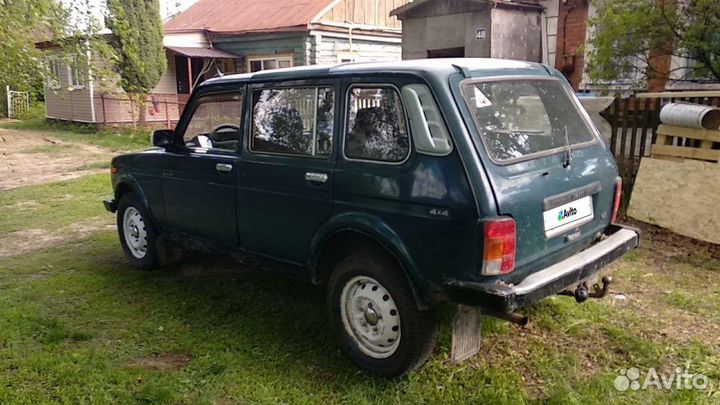 LADA 4x4 (Нива) 1.7 МТ, 2001, 200 200 км