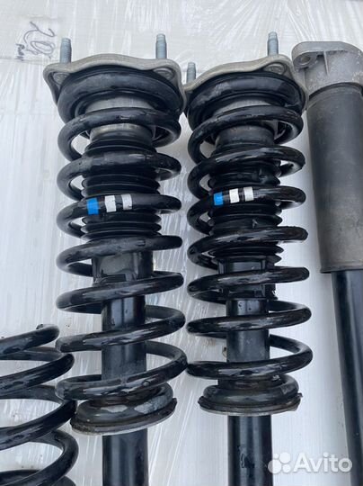 Стойки в сборе мерседес w 213