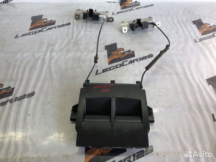Замок дивана задний Volvo S60 B5254T5 2011