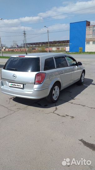 Opel Astra 1.6 МТ, 2011, 206 000 км