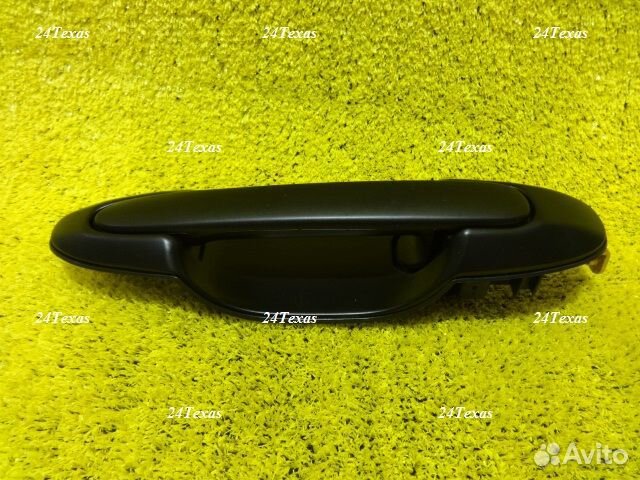 Ручка двери Задняя Правая Mazda MPV 1999-2005 года