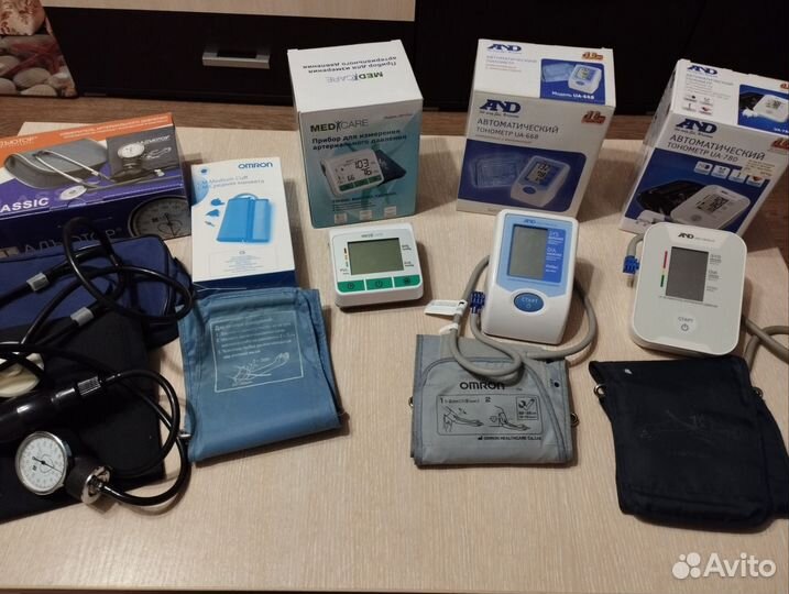 Тонометры. Цена за всё
