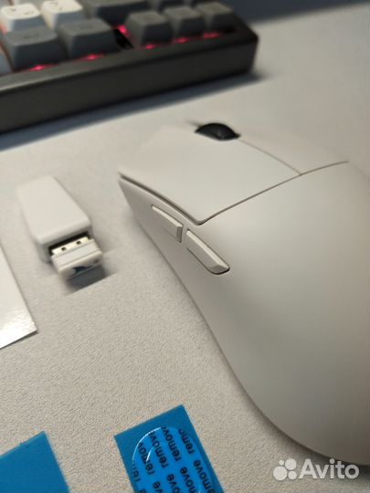 Игровая мышь беспроводная Darmoshark M3 белая