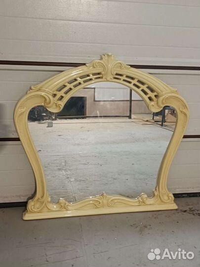 Два зеркала в раме настенное / настольное Доставка