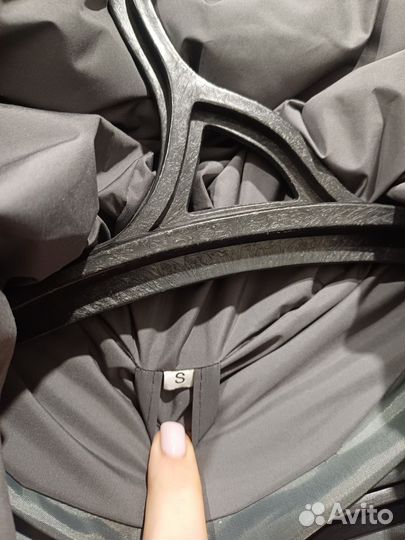 Пуховик женский 42 44