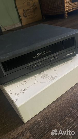 Видеомагнитофон