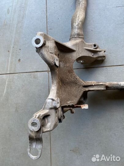 Подрамник передний Audi A5 8T cglc 2012