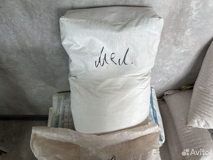 Комбикорма отруби зерно рядом с кафе Гуар