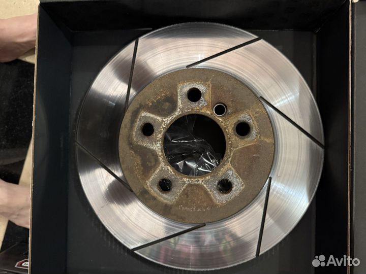 Комплект тормозных дисков и колодок BMW f15, f16
