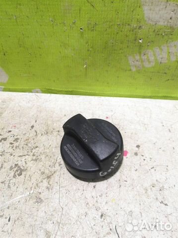 Крышка маслозаливной горловины Фольксваген Гольф