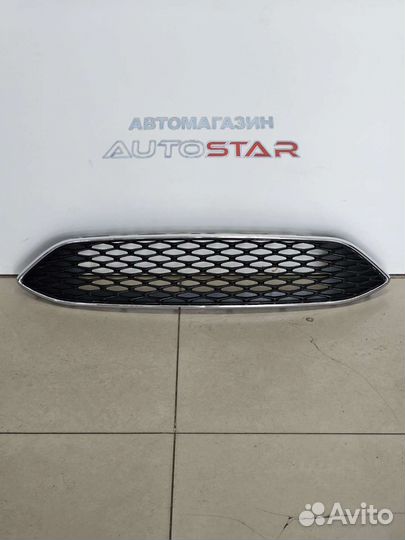 Решетка радиатора ford focus 3