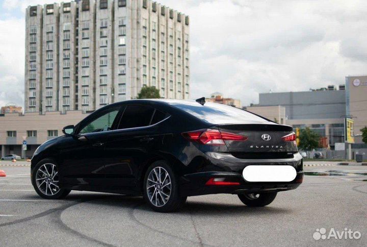 Hyundai Elantra 2.0 AT, 2019, 81 442 км