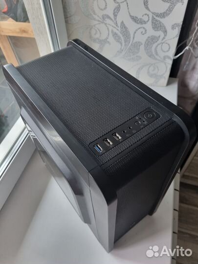 Корпус AeroCool QS-240 Black